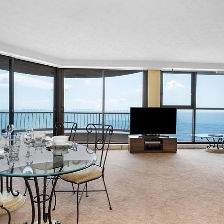 Breakfree Acapulco Aparthotel Gold Coast Bagian luar foto
